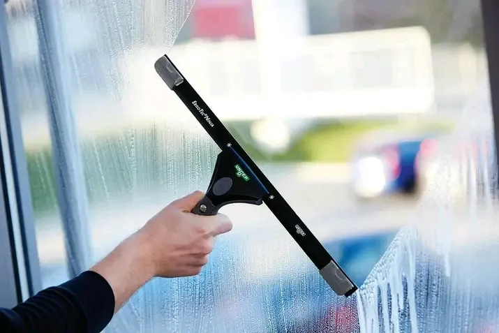 Nettoyage et polissage des vitres