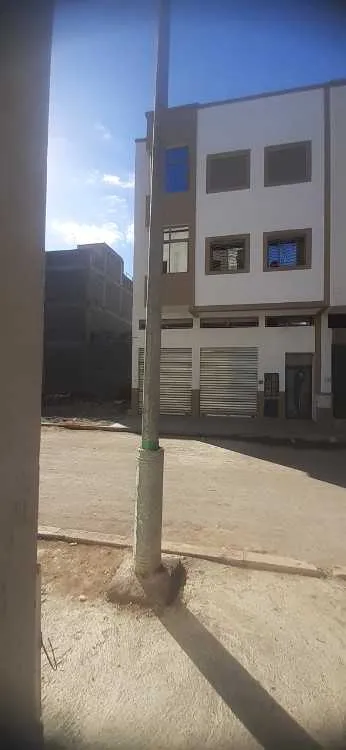 2 magasins commerce