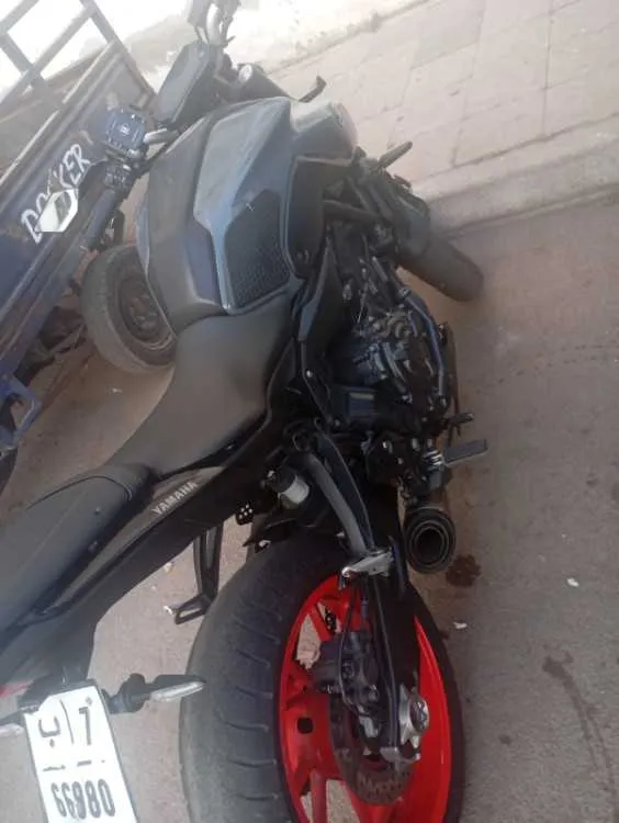 yamaha mt07 face3