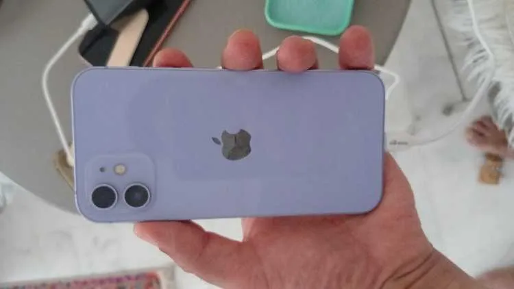 IPhone 12 normal