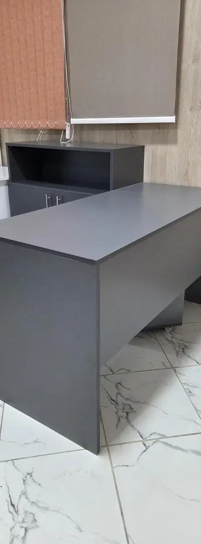 OFFRE PROMO Bureau et caisson et meuble bas