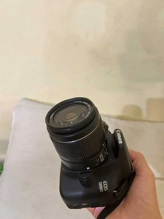 Caméra canon 1200D