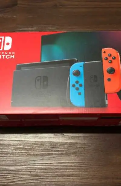 Nintendo switch v2 tres bon état