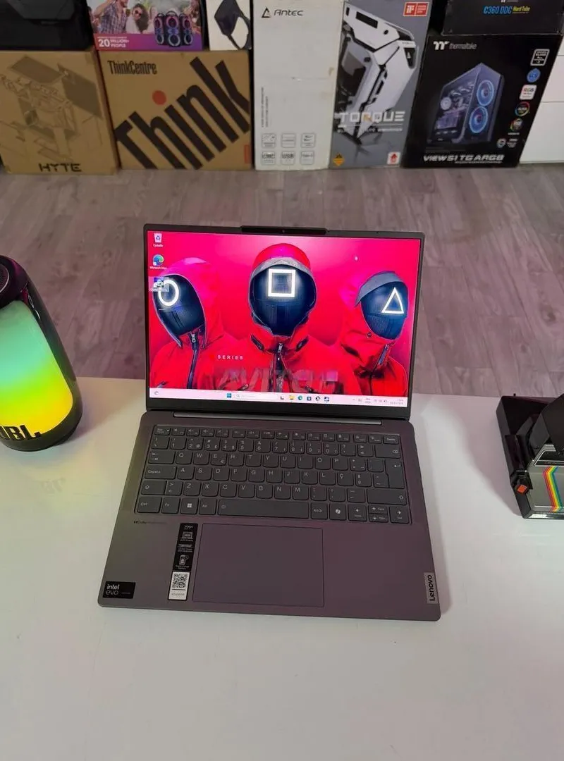 Lenovo Yoga Slim 7i OLED 2025 Ultra 7 32GB 1TB