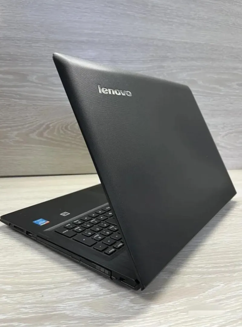 Lenovo i7 Ram 8 disque 512 SSD écran 15
