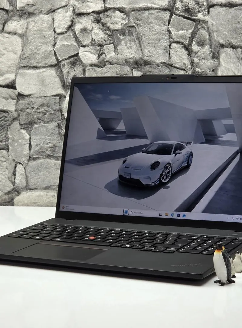 LENOVO Thinkpad T16 Gen3 / Ultra 5 135U / Tactile