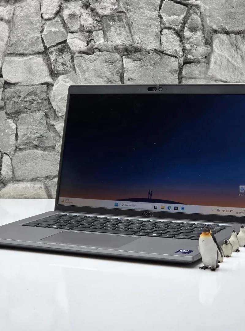 DELL Latitude 5450 / Ultra 7 155U