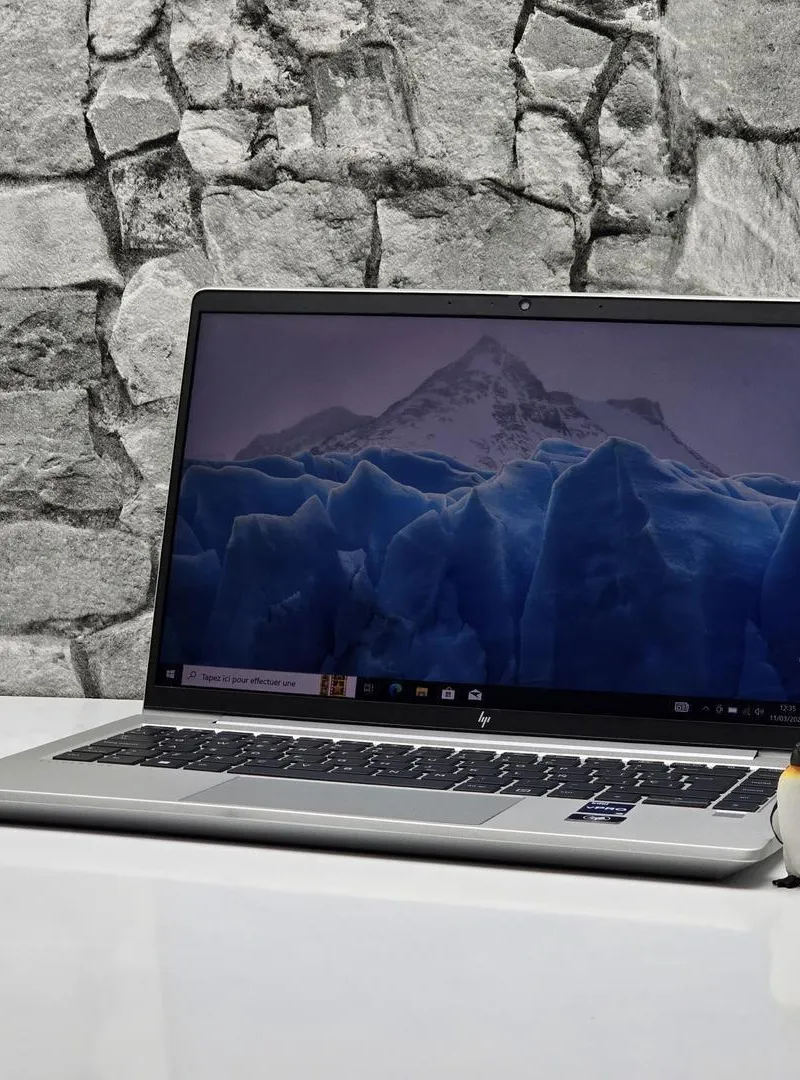 HP ELiteBook 640 G9 / i5 12ème