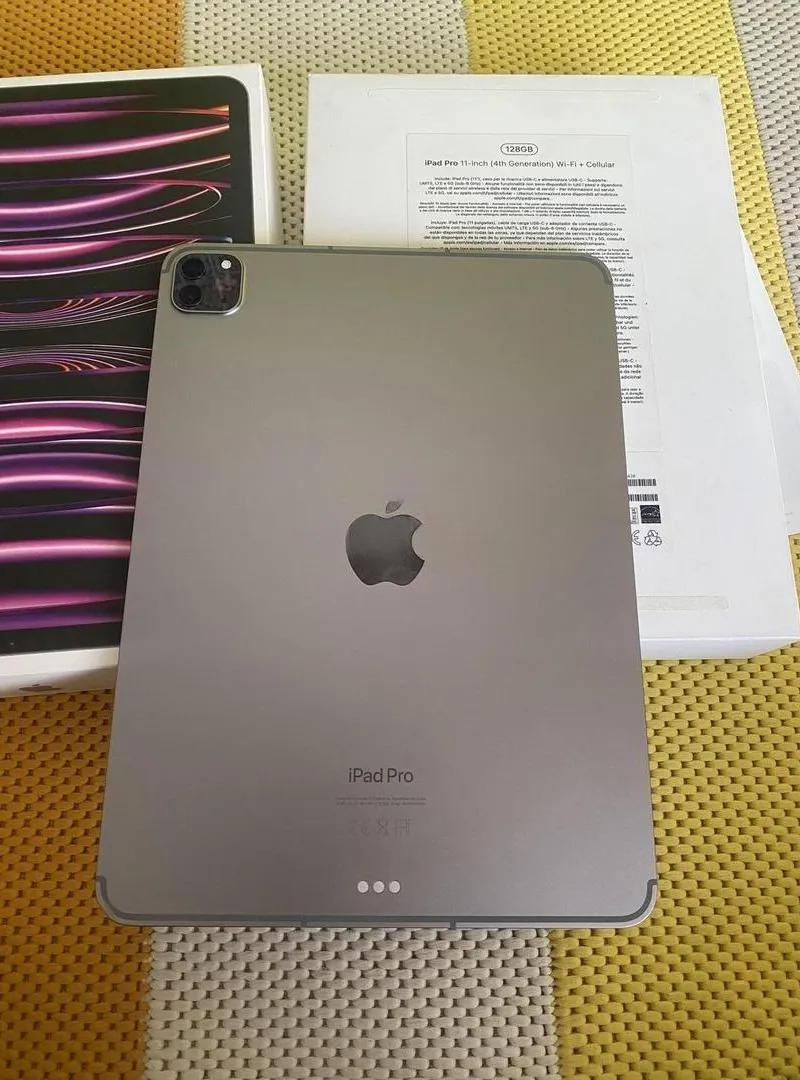 iPad Pro M2 Officiel Cellulaire 5G | Wifi  comme neuf