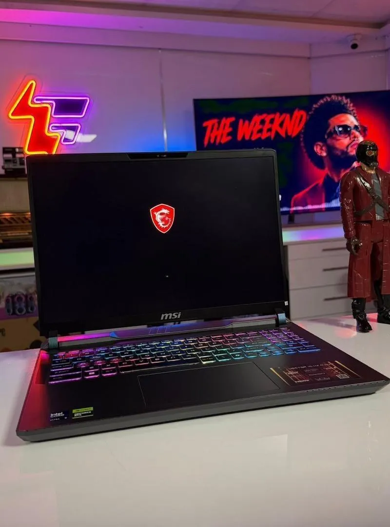 MSİ Vector 16 HX Rtx 5080 16GB Ultra 9 32 GB 1TB