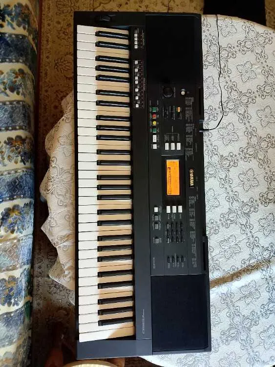 Yamaha PSR a350