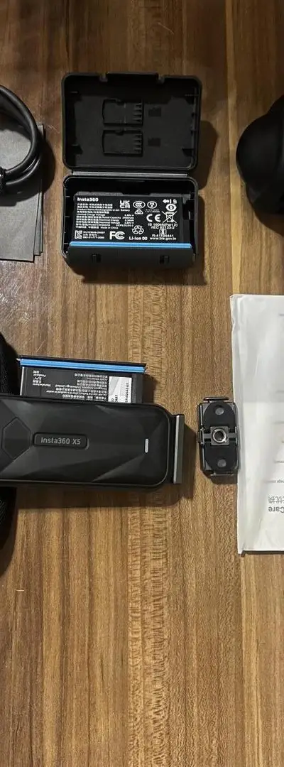 Insta 360 X5