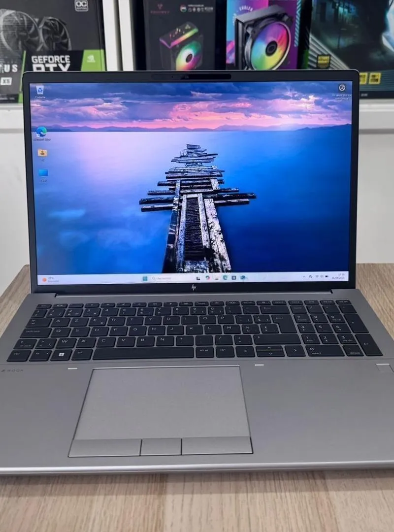 HP ZBook Fury G10 16 OLED NVIDIA RTX 5000 Core i9