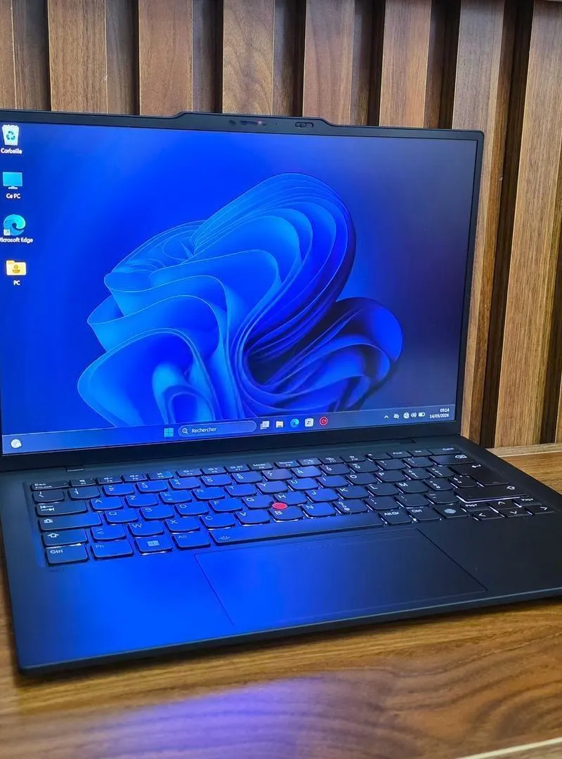Lenovo X1 Carbon Ultra 7 16GB RAM 1TB SSD