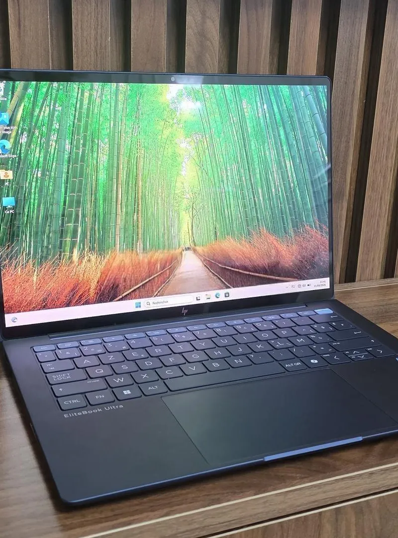 HP Elitebook Ultra G1i U7 S2 32GB 1TB OLED