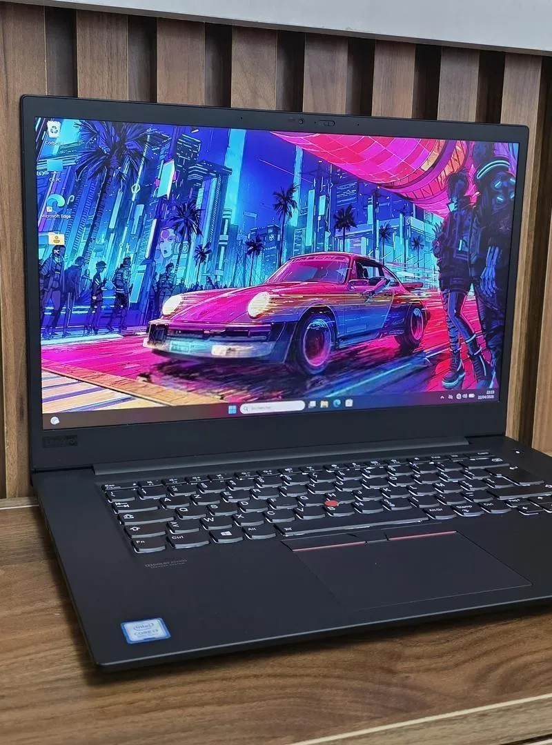 Lenovo X1 Extreme i7 16GB 512GB GTX 1650