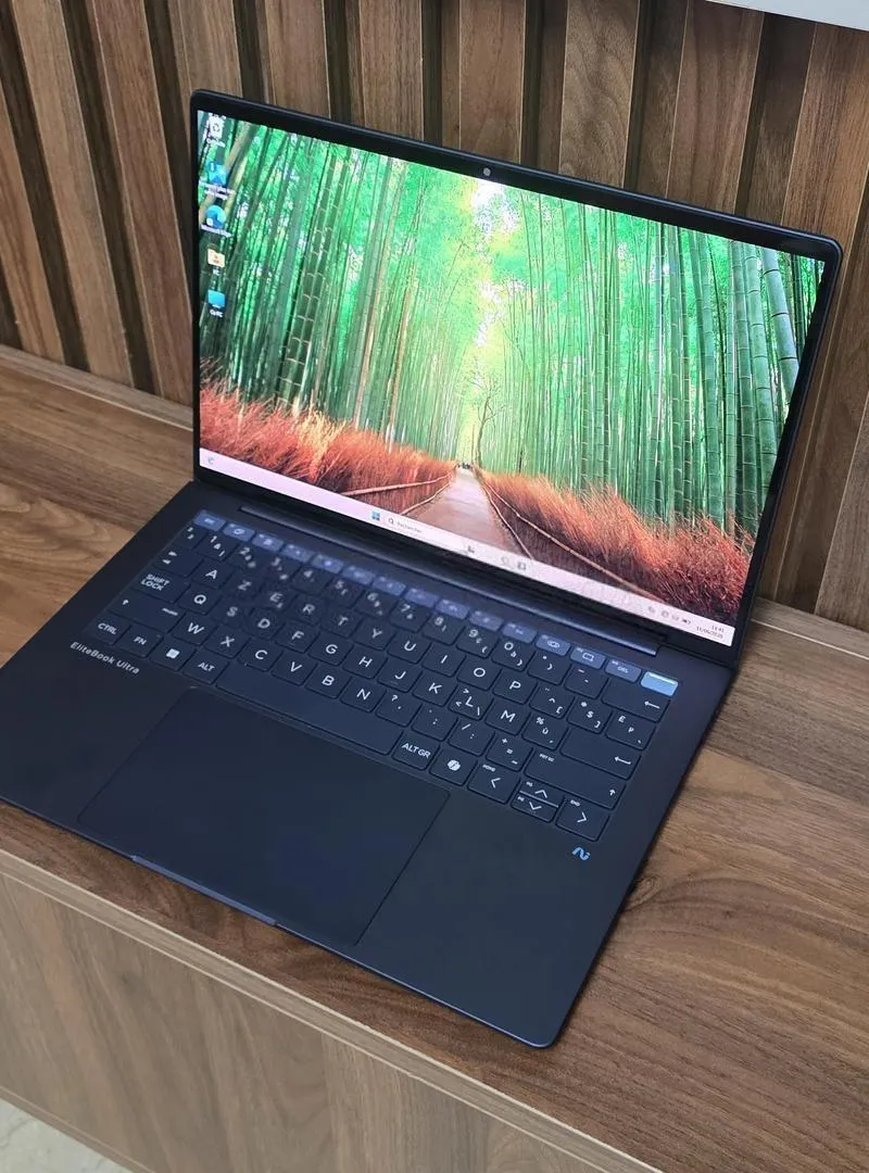 HP Elitebook Ultra G1i U7 S2 32GB 1TB OLED