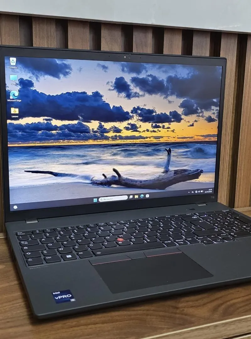 Lenovo Thinkpad T16 i5 13th Gen 16GB RAM 512GB SSD 16 Pouce