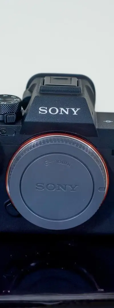 Sony A7 4 - neuf 0 obturateur