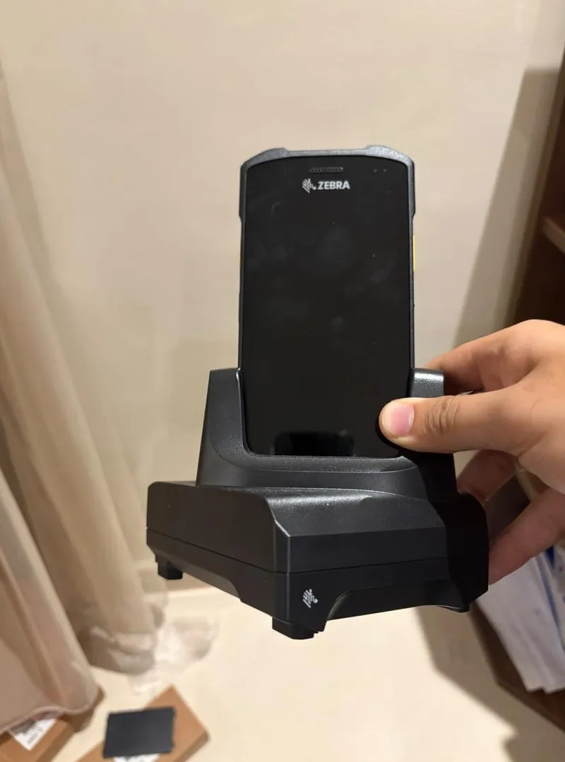 PDA TC210K Neuf avec station de charge