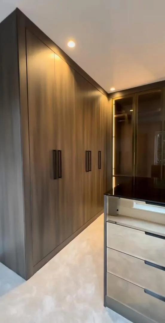 Dressing Moderne Sur Mesure
