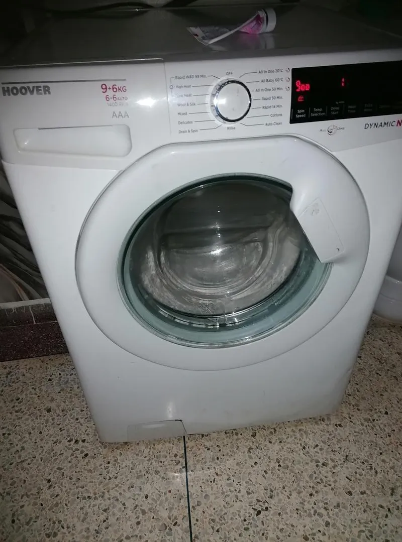 Machine à laver sympa avec séchage intégré, plus besoin d'étendre le linge