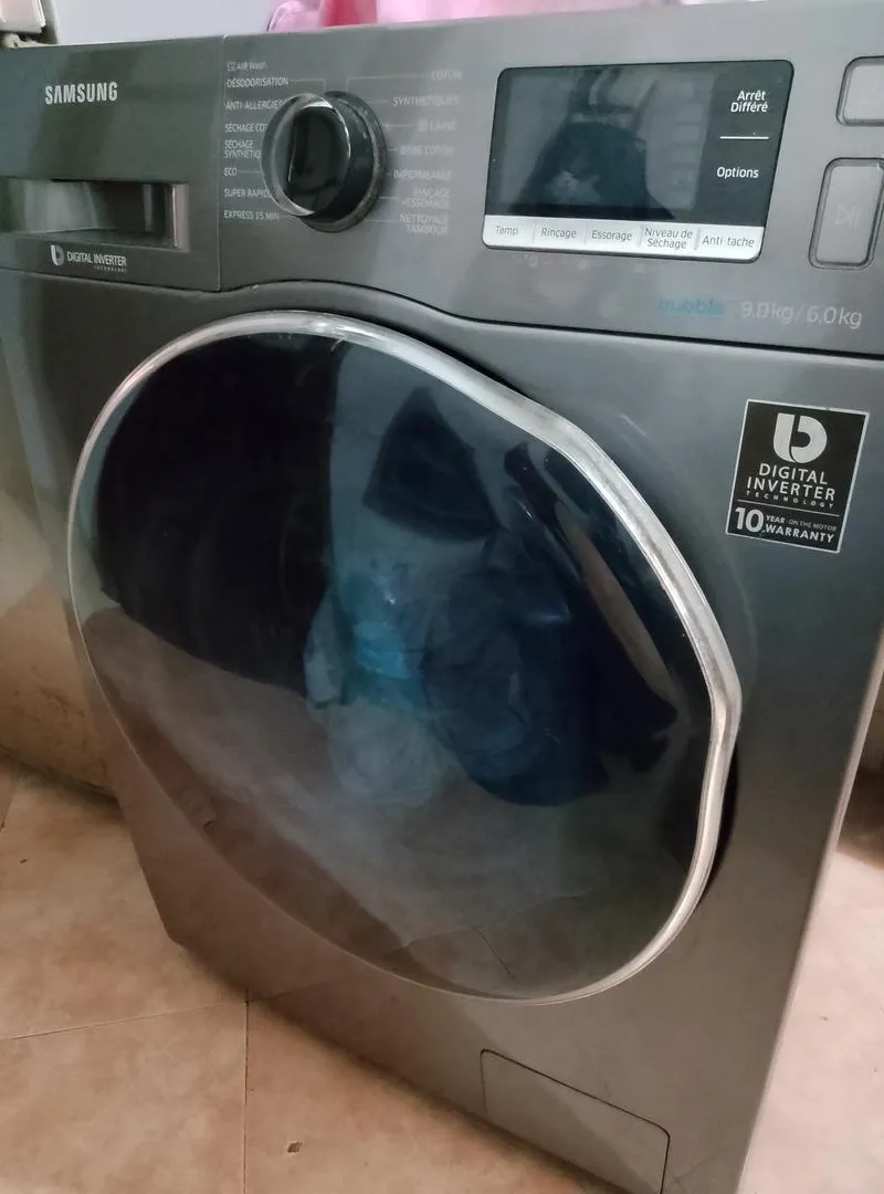 Machine à laver LG 9 kg / 6 kg lavage séchage