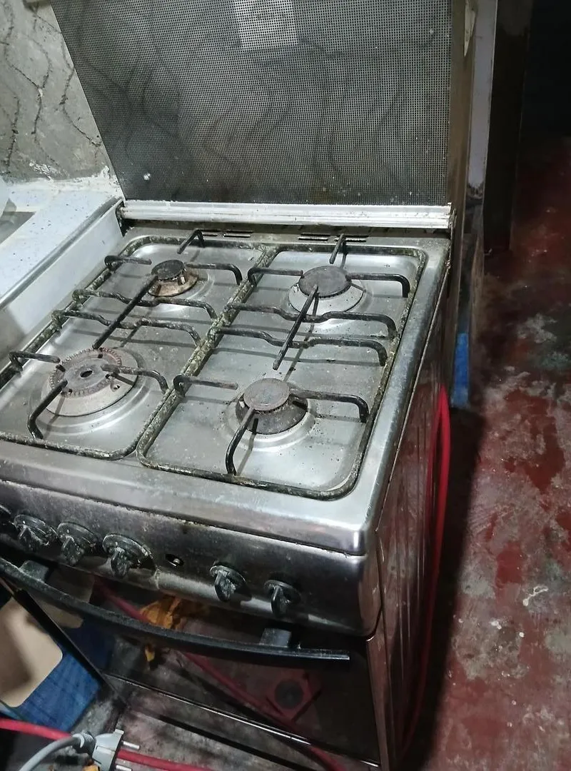 Four inox à cuisson