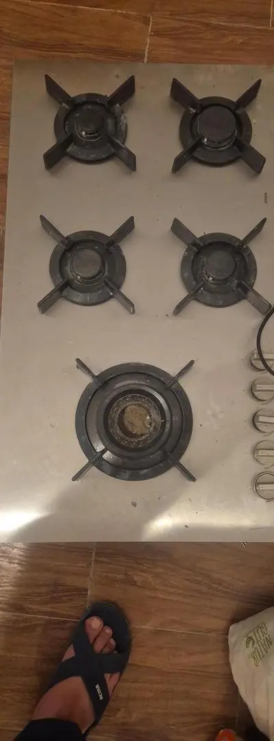 Fourneau gaz 5 feux / Plaque de cuisson gaz