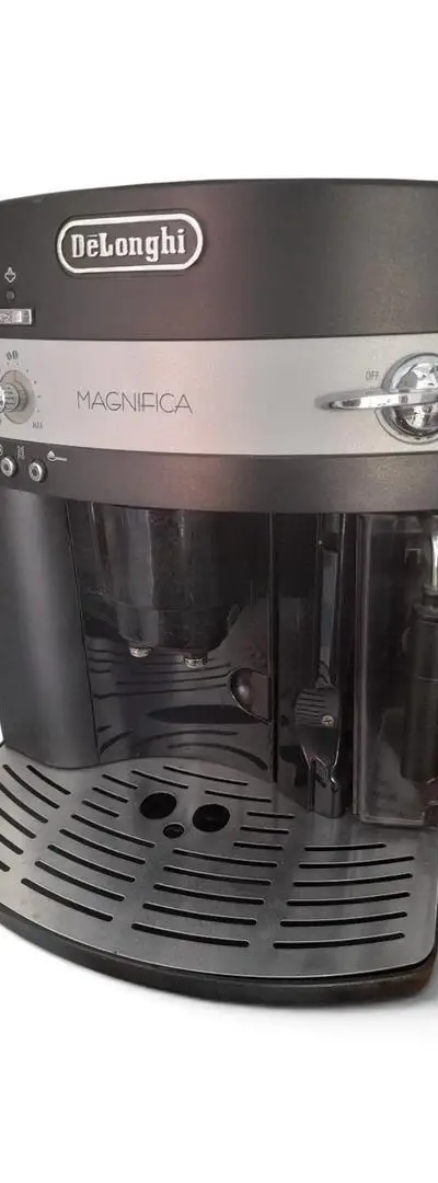 Machine à café De'Longhi Magnifica