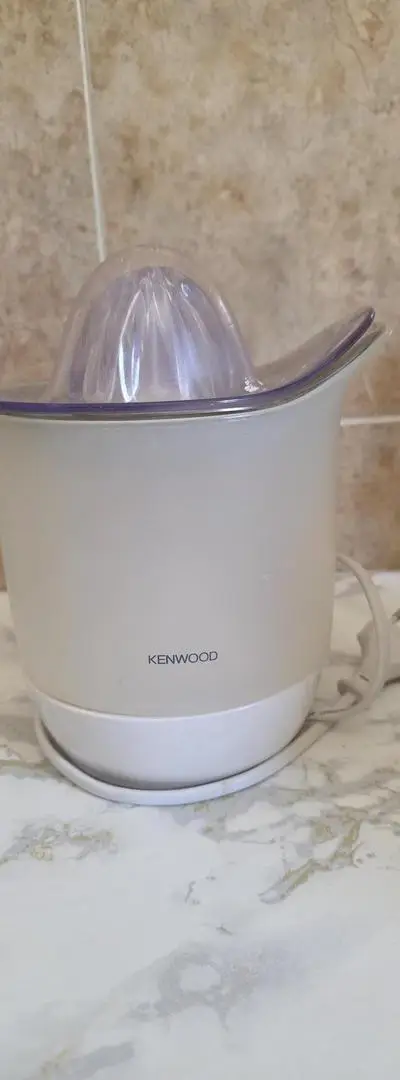 Presse agrumes Kenwood JE270A