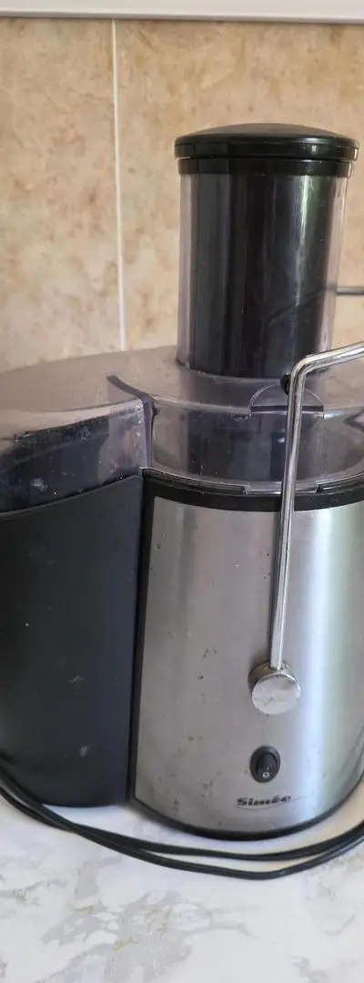 Centrifugeuse Siméo pour fruits et légumes
