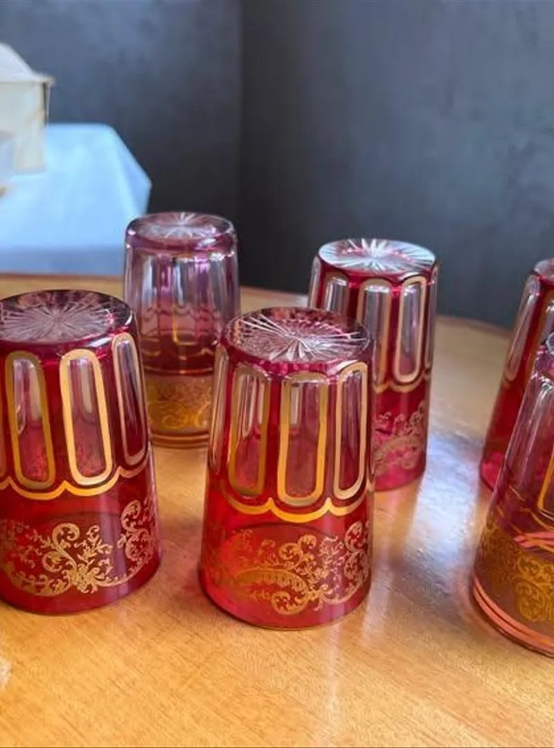 Authentiques Verres en Cristal Saint-Louis Couleur Sang de Cerf