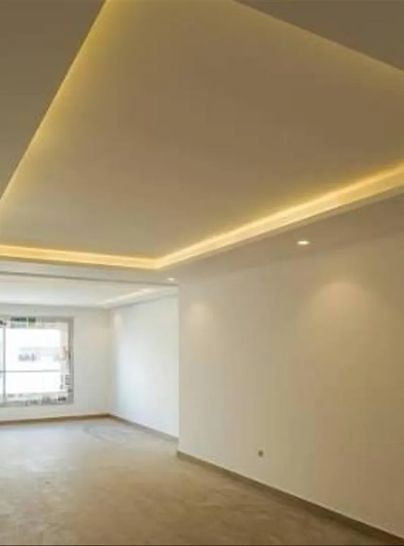 Travaux de plâtre, peinture et finition