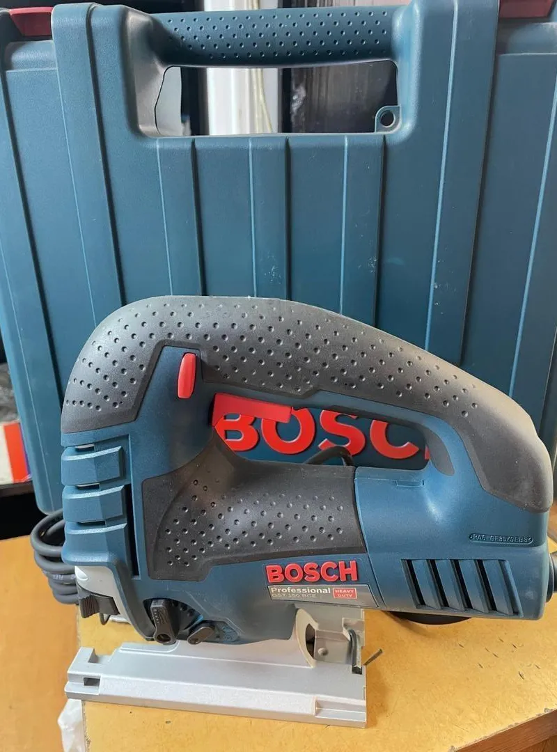Scie sauteuse Bosch
