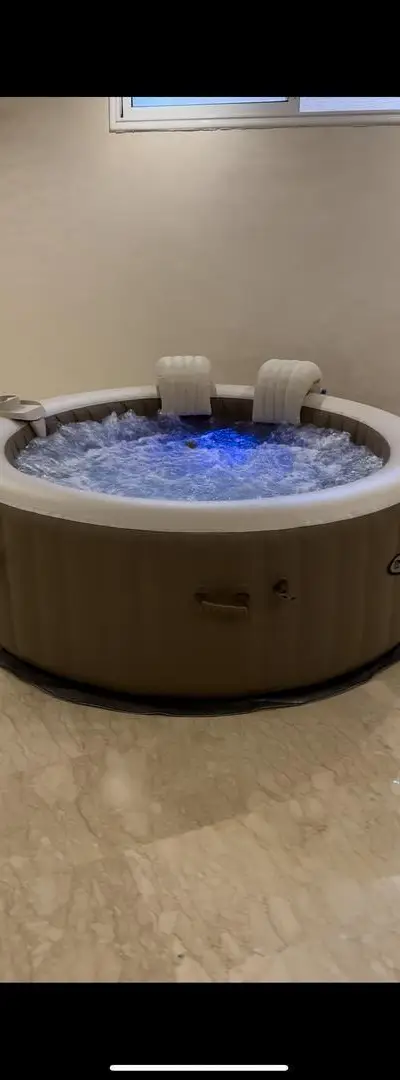 Spa jacuzzi 4/6 places