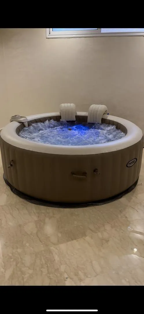 Spa jacuzzi 4/6 places