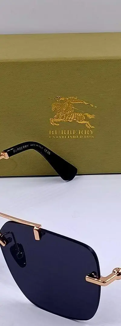 Lunettes de soleil Burberry