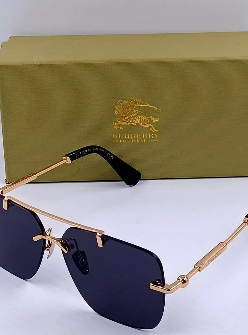 Lunettes de soleil Burberry