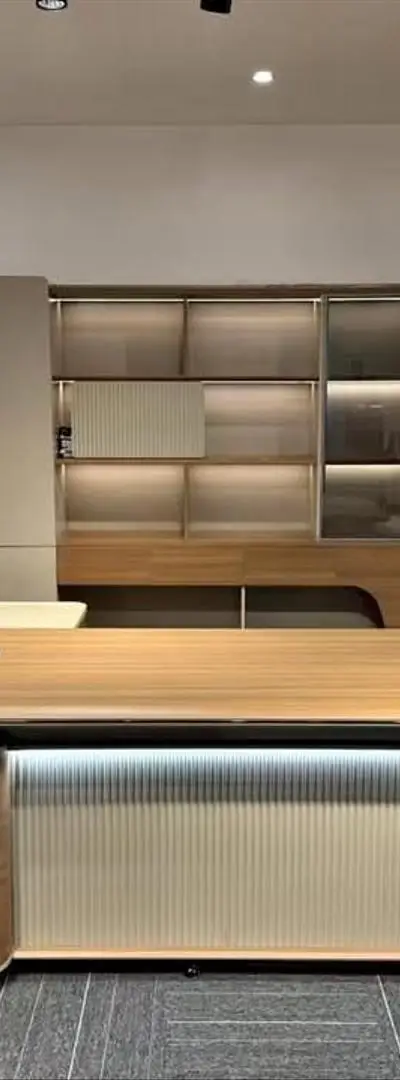 💼 Bureau de direction de luxe avec un design européen