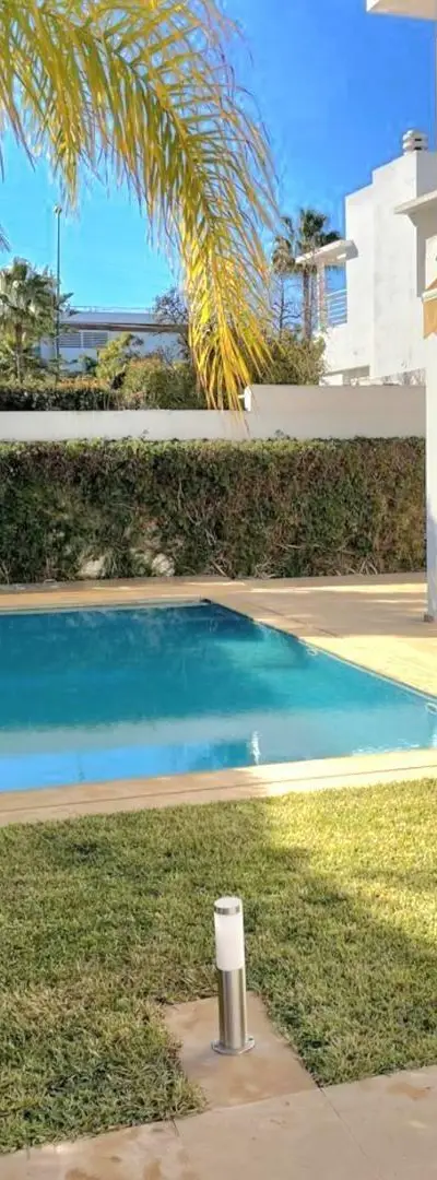 Villa isolé 450m2 EL MENZEH