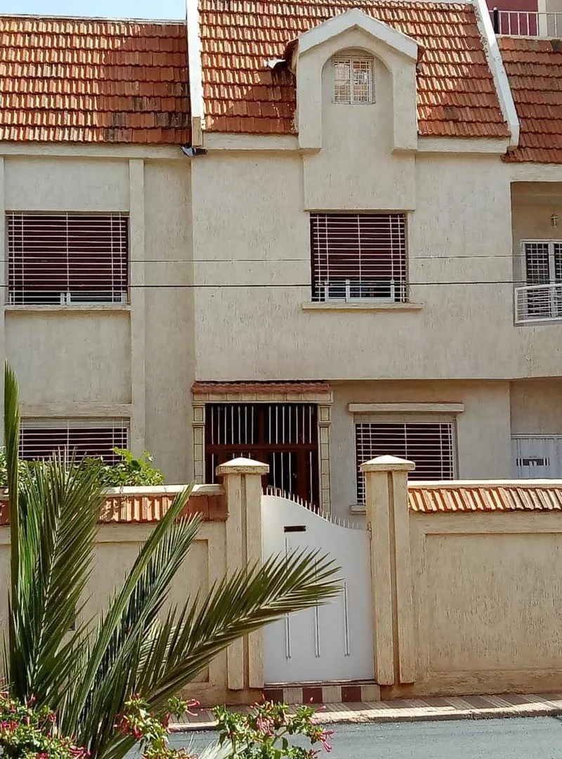 Villa de 200 m² à vendre à Azrou-Ifrane