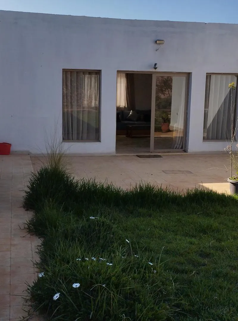 Petite ferme avec villa à vendre