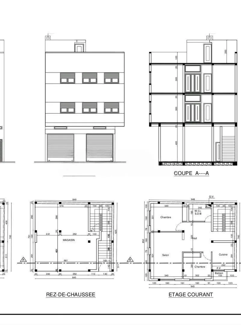 Terrain commercial loti, deux appartements de 81m² et un studio
