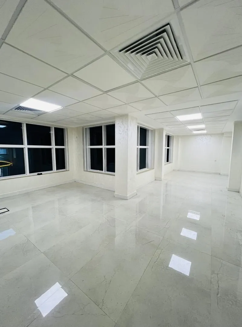 Plateau de bureau à vendre à Oujda