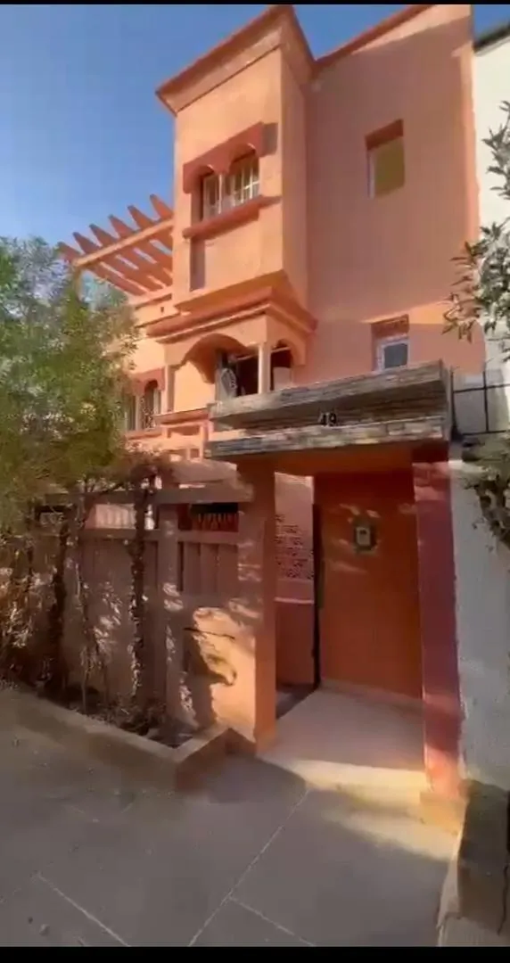 Villa premier et deuxième étage à louer