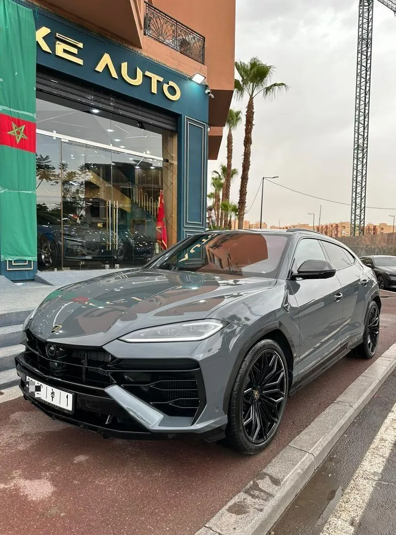 Lamborghini Urus SE 2026