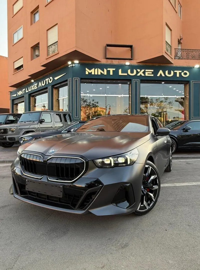 BMW serie 5 550e XDrive 2026