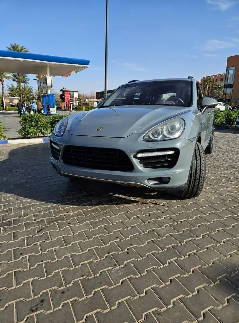 Porsche Cayenne Turbo Essence Automatique 2010