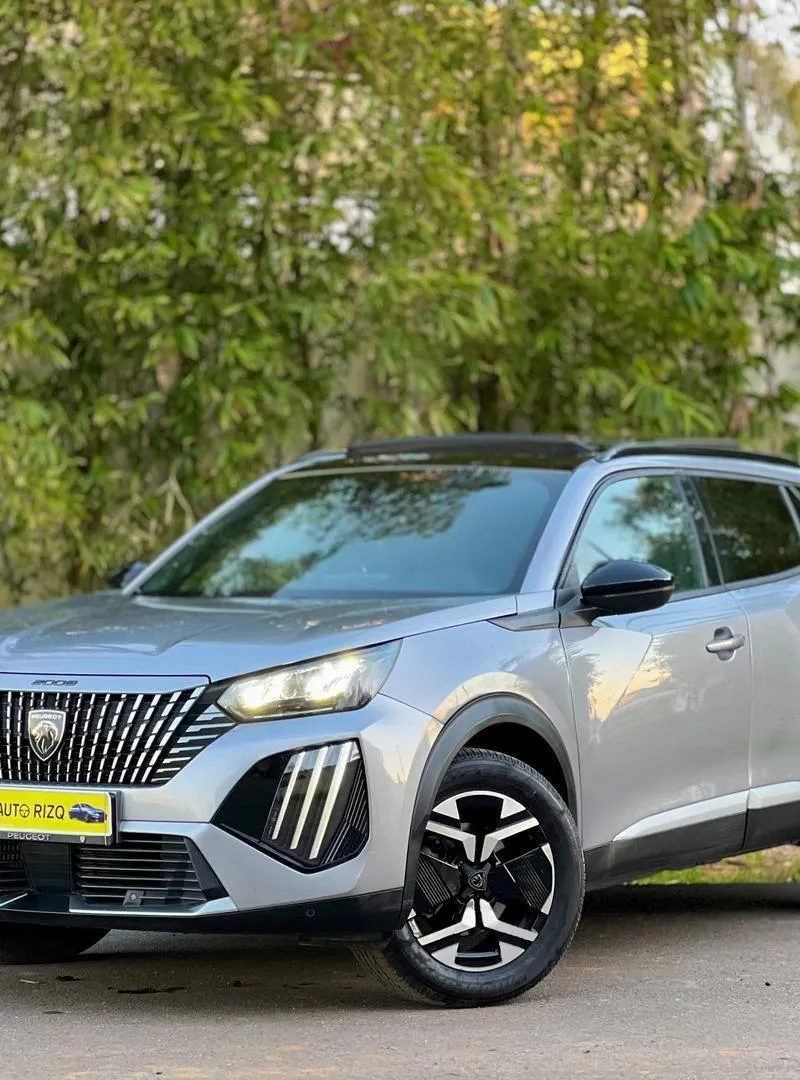 Peugeot 2008 Diesel Automatique 2025 SUV à Salé